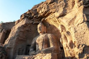 Young Researchers Work to Preserve Heritage of Yungang Grottoes