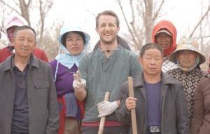 US Man Joins Desert Control Team to Build Green in Mu Us Desert