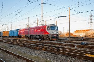 100,000th Train Enters Operation on China-Europe Freight Line