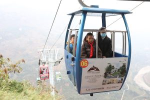 Cable Car Offers Students Safer Commute to School