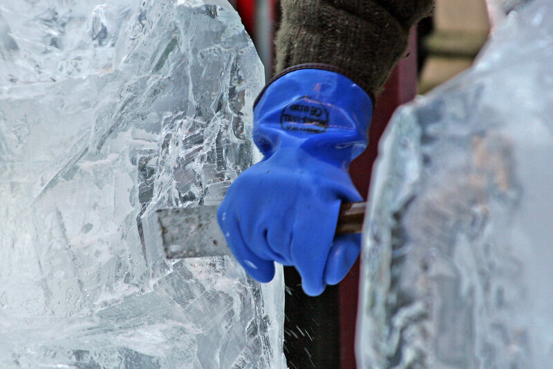 Life as an Ice Carver at Harbin Festival