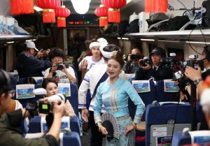 Long-Distance Train Hosts Gala for Passenger Entertainment