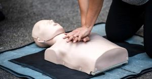 Nurse Offers Free Training at Street Stall